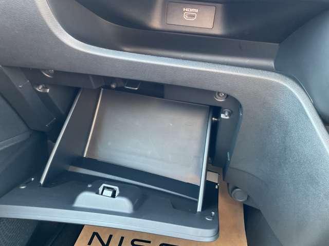 ��e�ʃO���[�u�{�b�N�X