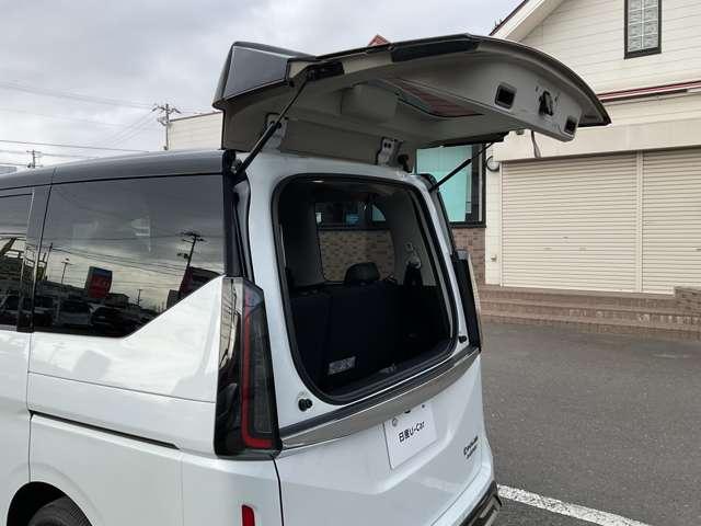 セレナ １．４　ｅ－４ＯＲＣＥ　ハイウェイスターＶ　４ＷＤ　当社試乗車ＵＰ　プロパイロット　メーカーナビ　後席モニター　エマージェンシーブレーキ　アラウンドビューモニター　ＥＴＣ　ドラレコ　両側電動スライドドア　シートヒーター　スマートミラー　障害物センサー（26枚目）