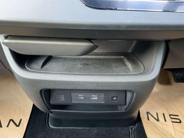 セレナ １．４　ｅ－ＰＯＷＥＲ　ハイウェイスターＶ　９０周年記念車　当社試乗車ＵＰ　プロパイロット　メーカーナビ　後席モニター　エマージェンシーブレーキ　アラウンドビューモニター　ＥＴＣ　ドラレコ　両側電動スライドドア　シートヒーター　スマートミラー　障害物センサー（28枚目）