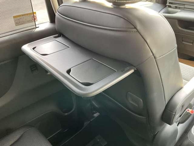 セレナ １．４　ｅ－ＰＯＷＥＲ　ハイウェイスターＶ　当社試乗車ＵＰ　プロパイロット　メーカーナビ　後席モニター　エマージェンシーブレーキ　アラウンドビューモニター　ＥＴＣ　ドラレコ　両側電動スライドドア　シートヒーター　スマートミラー　障害物センサー（8枚目）