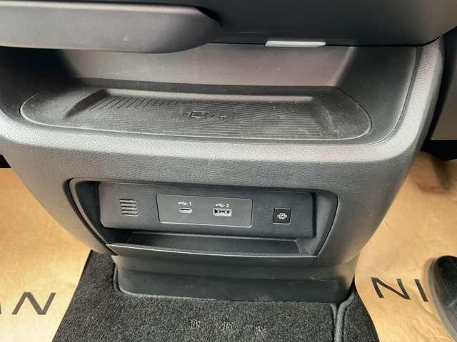 セレナ １．４　ｅ－ＰＯＷＥＲ　ハイウェイスターＶ　当社試乗車ＵＰ　プロパイロット　メーカーナビ　後席モニター　エマージェンシーブレーキ　アラウンドビューモニター　ＥＴＣ　ドラレコ　両側電動スライドドア　シートヒーター　スマートミラー　障害物センサー（24枚目）