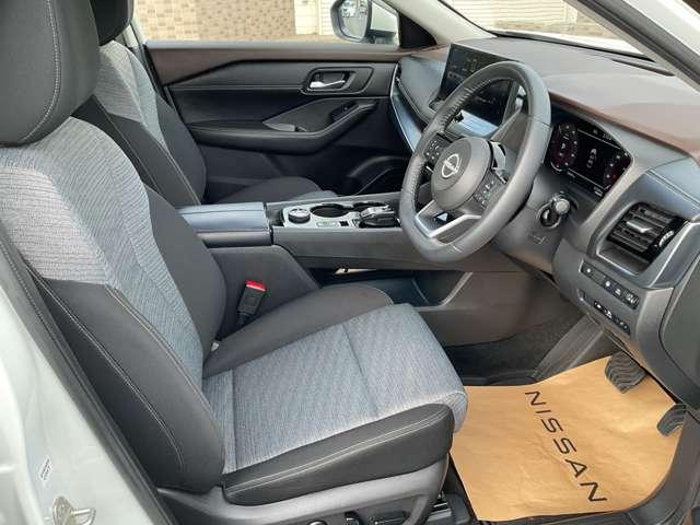 エクストレイル １．５　Ｘ　ｅ－４ＯＲＣＥ　４ＷＤ　プロパイロット　メーカーナビ　３６０°モニタ－　障害物センサー　車線逸脱警報　スマートルームミラー　シートヒーター　ＥＴＣ　フルセグＴＶ　インテリキー　電動シート　ＬＥＤライト　ワンオーナー　アルミ（10枚目）