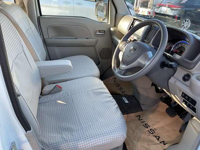 ＮＶ１００クリッパーリオ ６６０　Ｅ　ハイルーフ　４ＷＤ　衝突軽減　ナビ　バックカメラ　キセノン　ＥＴＣ　アイドリングストップ　障害物センサー　車線逸脱警報　シートヒーター　ドラレコ　フルセグＴＶ　ＤＶＤ再生　インテリジェントキー　左電動スライドドア　アルミ（10枚目）