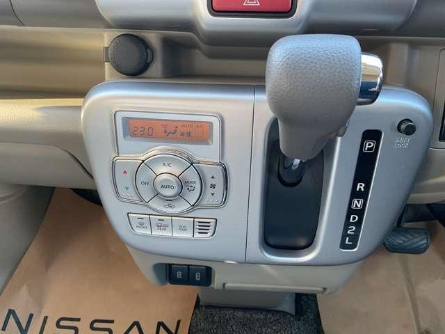 ＮＶ１００クリッパーリオ ６６０　Ｅ　ハイルーフ　４ＷＤ　衝突軽減　ナビ　バックカメラ　キセノン　ＥＴＣ　アイドリングストップ　障害物センサー　車線逸脱警報　シートヒーター　ドラレコ　フルセグＴＶ　ＤＶＤ再生　インテリジェントキー　左電動スライドドア　アルミ（16枚目）