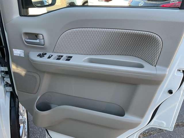 ＮＶ１００クリッパーリオ ６６０　Ｅ　ハイルーフ　４ＷＤ　衝突軽減　ナビ　バックカメラ　キセノン　ＥＴＣ　アイドリングストップ　障害物センサー　車線逸脱警報　シートヒーター　ドラレコ　フルセグＴＶ　ＤＶＤ再生　インテリジェントキー　左電動スライドドア　アルミ（22枚目）