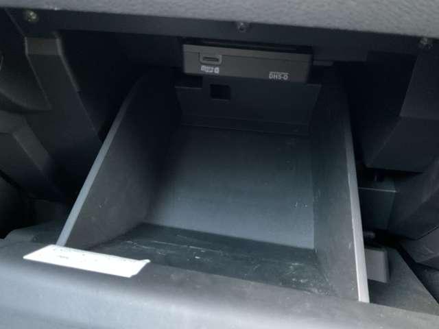 ��e�ʃO���[�u�{�b�N�X