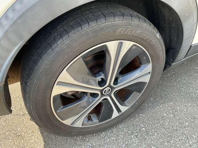 キックス １．２　Ｘ　（ｅ－ＰＯＷＥＲ）　プロパイロット　ワイドナビ　３６０°モニター　障害物センサー　スマートミラー　車線逸脱警報　ドラレコ　ＥＴＣ　フルセグＴＶ　ＤＶＤ再生　インテリキ－　ＬＥＤライト　アルミ　ワンオーナー　横滑り防止装置（19枚目）