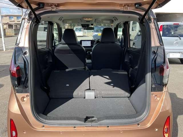 サクラ Ｘ　９０周年記念車　充電ケーブル有　試乗車ＵＰ　プロパイロット　メーカーナビＴＶ　エマージェンシーブレーキ　アラウンドビューモニター　障害物センサー　車線逸脱警報　シートヒーター　ドラレコ　ＥＴＣ　ＬＥＤライト　アルミ　インテリキー（8枚目）