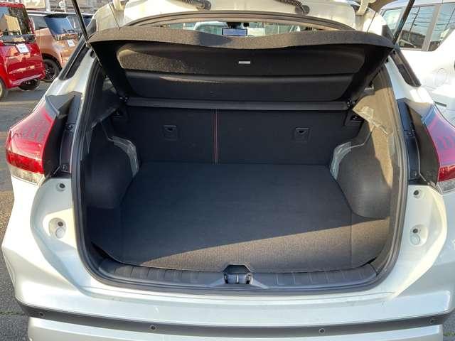 �ו���ςނ��߂̃X�y�[�X����������m�ۏo���܂��B