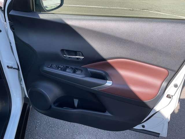 �{�g���z���_�[�t���h�A�|�P�b�g�B�i�^�]�ȃh�A�j�@�������L���C�ł��B