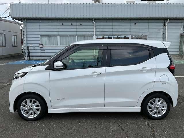 デイズ 660 ハイウェイスターX 衝突軽減 社外CD バックカメラ ワンオーナ- アイドリングストップ 横滑り防止装置 障害物センサー 車線逸脱警報 オートマチックハイビーム ETC インテリキー LEDライト アルミ オートエアコン(2枚目)