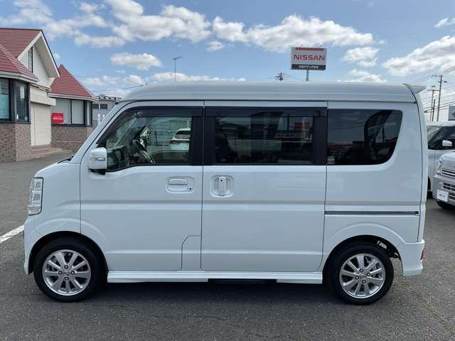 NV100クリッパーリオ 660 G ハイルーフ 4WD 衝突軽減 ナビ ワンオーナー ETC ドラレコ 障害物センサー 車線逸脱警報 オートマチックハイビーム シートヒーター フルセグTV DVD再生 インテリキ- 両側電動スライド キセノンライト アルミ(2枚目)