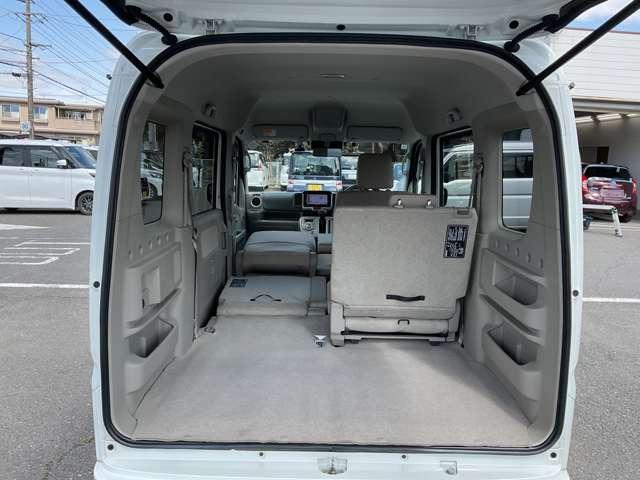 NV100クリッパーリオ 660 G ハイルーフ 4WD 衝突軽減 ナビ ワンオーナー ETC ドラレコ 障害物センサー 車線逸脱警報 オートマチックハイビーム シートヒーター フルセグTV DVD再生 インテリキ- 両側電動スライド キセノンライト アルミ(9枚目)