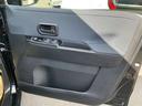ボトルホルダー付きドアポケット。（運転席ドア）　内装もキレイです。