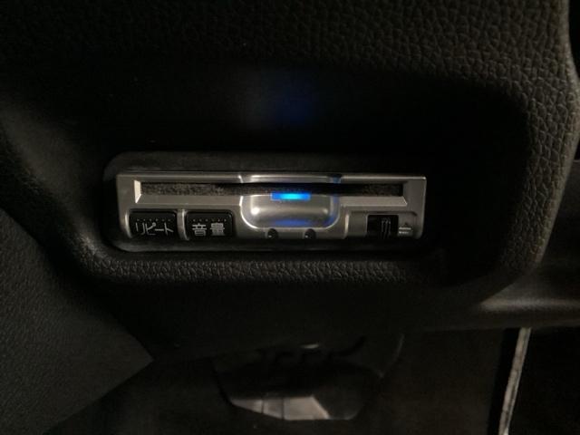 フィット １３Ｇ・Ｆパッケージ　光触媒抗菌消臭施工済　ナビ　ＥＴＣ　オ－トエアコン　ＬＥＤランプ　ＷエアＢ　インテリキー付き　リヤカメラ　横滑り防止機能　イモビライザー　運転席エアバッグ　ＤＶＤ再生　ワンセグテレビ　ＡＢＳ付き（13枚目）