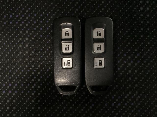 Ｎ－ＢＯＸ Ｇ・Ｌパッケージ　光触媒抗菌消臭施工済　ナビ　ＥＴＣ　誤発進抑制装置　地デジテレビ　Ｂモニタ　イモビライザ　サイドエアバック　フロントベンチシート　オートエアコン　ＤＶＤ再生可　スマートキー　Ｗエアバッグ　横滑り防止（12枚目）