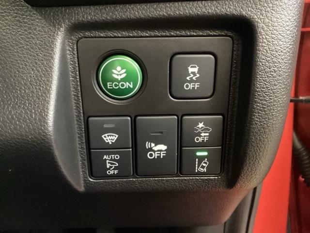ヴェゼル ハイブリッドＺ・ホンダセンシング　ナビ　シートヒーター　ＭＴモード　ＥＴＣ　横滑り防止機能　Ｒカメラ　ＬＥＤランプ　シ－トヒ－タ－　ＵＳＢ接続　スマ－トキ－　ＡＣ　サイドエアバック　クルコン　４ＷＤ車　ＡＢＳ　盗難防止装置　ＤＶＤ（14枚目）