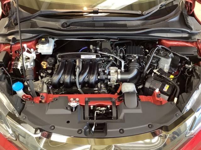 ヴェゼル ハイブリッドＺ・ホンダセンシング　ナビ　シートヒーター　ＭＴモード　ＥＴＣ　横滑り防止機能　Ｒカメラ　ＬＥＤランプ　シ－トヒ－タ－　ＵＳＢ接続　スマ－トキ－　ＡＣ　サイドエアバック　クルコン　４ＷＤ車　ＡＢＳ　盗難防止装置　ＤＶＤ（23枚目）