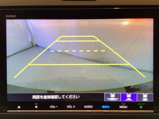 フリード Ｇ・ホンダセンシング　光触媒抗菌消臭施工済　ドラレコ前後　ナビ　シートヒーター　ＥＴＣ　両側オートドア　デュアルエアバック　衝突回避システム　ＥＣＯＮ　スマキー　セキュリティアラーム　リアカメ　ＵＳＢ　横滑防止装置　ＳＲＳ（7枚目）