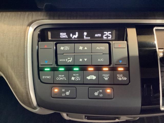 ステップワゴン G・EXホンダセンシング いまコレ+新品・フロアカーペットマット付 光触媒抗菌消臭施工済 USB リアオートエアコン オートクルーズコントロール ETC スマートキー ターボ 3列シート 4WD フルセグ ドラレコ リアカメラ(11枚目)