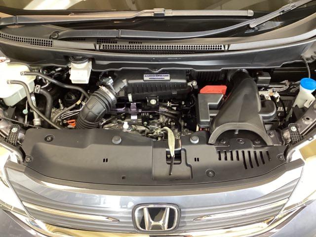 ステップワゴン G・EXホンダセンシング いまコレ+新品・フロアカーペットマット付 光触媒抗菌消臭施工済 USB リアオートエアコン オートクルーズコントロール ETC スマートキー ターボ 3列シート 4WD フルセグ ドラレコ リアカメラ(30枚目)