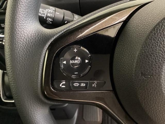 Ｎ－ＢＯＸカスタム Ｇ・Ｌホンダセンシング　いまコレ＋新品・フロアカーペットマット付　光触媒抗菌消臭施工済　エアコン　衝突被害軽減装置　シ－トヒ－タ－　ＶＳＡ　パワーウィンドウ　エアバック　ベンチシート　４ＷＤ車　キーフリー　サイドエアバック（13枚目）