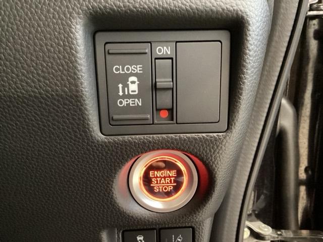 Ｎ－ＢＯＸカスタム Ｇ・Ｌホンダセンシング　いまコレ＋新品・フロアカーペットマット付　光触媒抗菌消臭施工済　エアコン　衝突被害軽減装置　シ－トヒ－タ－　ＶＳＡ　パワーウィンドウ　エアバック　ベンチシート　４ＷＤ車　キーフリー　サイドエアバック（16枚目）