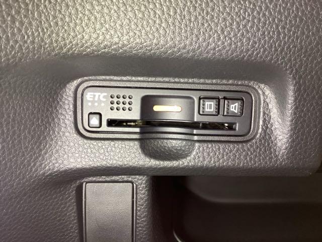 Ｎ－ＢＯＸカスタム Ｇ・Ｌホンダセンシング　いまコレ＋新品・フロアカーペットマット付　光触媒抗菌消臭施工済　エアコン　衝突被害軽減装置　シ－トヒ－タ－　ＶＳＡ　パワーウィンドウ　エアバック　ベンチシート　４ＷＤ車　キーフリー　サイドエアバック（18枚目）