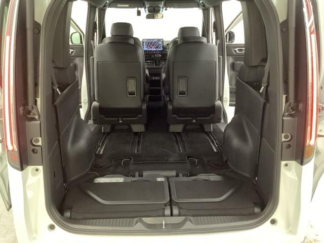 ステップワゴン スパーダ　中古スタッドレスタイヤ、純正メモリーナビ、ドライブレコーダー前後装着＋ＥＴＣ付　当社デモカー　ウォークスルー　クルーズコントロール　パワーゲート　シートヒータ　キーレスエントリー　バックモニター（31枚目）