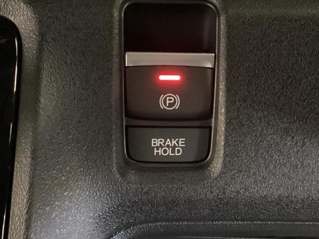 Ｎ－ＢＯＸカスタム ベースグレード　中古スタッドレスタイヤ、純正メモリーナビ、ドライブレコーダー前後装着＋ＥＴＣ付　当社デモカー　前後誤発進抑制　パーキングセンサー　シートＨ　Ｉストップ　オートエアコン　ＬＥＤヘッド　ドラレコ　４ＷＤ（12枚目）