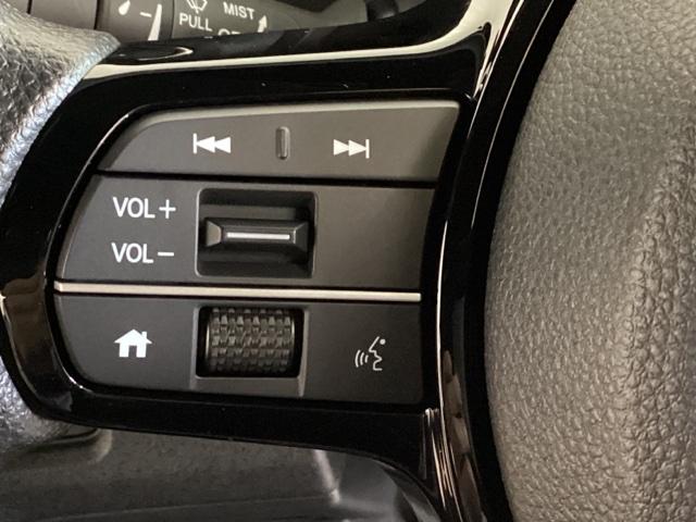 Ｎ－ＢＯＸカスタム ベースグレード　中古スタッドレスタイヤ、純正メモリーナビ、ドライブレコーダー前後装着＋ＥＴＣ付　当社デモカー　前後誤発進抑制　パーキングセンサー　シートＨ　Ｉストップ　オートエアコン　ＬＥＤヘッド　ドラレコ　４ＷＤ（16枚目）