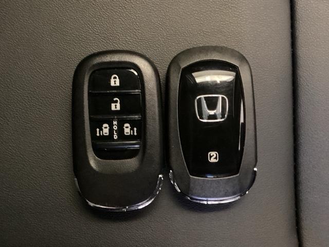 Ｎ－ＢＯＸカスタム コーディネートスタイル　中古スタッドレスタイヤ、純正メモリーナビ、ドライブレコーダー前後装着＋ＥＴＣ付　当社デモカー　ＬＥＤ　オートエアコン　Ｂカメラ　パーキングセンサー　ダブルエアバック　ドラレコ　スマ－トキ－　４ＷＤ（17枚目）