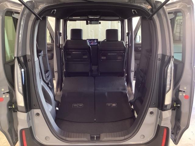 Ｎ－ＢＯＸカスタム コーディネートスタイル　中古スタッドレスタイヤ、純正メモリーナビ、ドライブレコーダー前後装着＋ＥＴＣ付　当社デモカー　ＬＥＤ　オートエアコン　Ｂカメラ　パーキングセンサー　ダブルエアバック　ドラレコ　スマ－トキ－　４ＷＤ（28枚目）