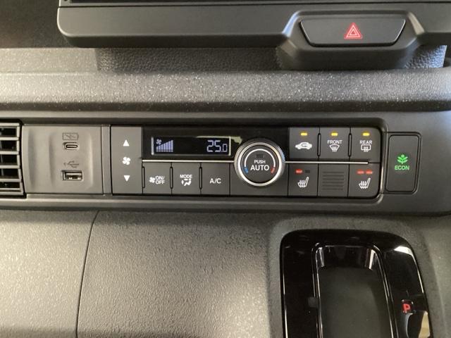 Ｎ－ＢＯＸカスタム ベースグレード　中古スタッドレスタイヤ、純正メモリーナビ、ドライブレコーダー前後装着＋ＥＴＣ付　当社デモカー　Ｗ電動ドア　ＵＳＢ接続　ＣＭＢＳ　Ｄレコ　１オーナー　ベンチシート　オートエアコン　スマートキ　ＬＥＤ（13枚目）