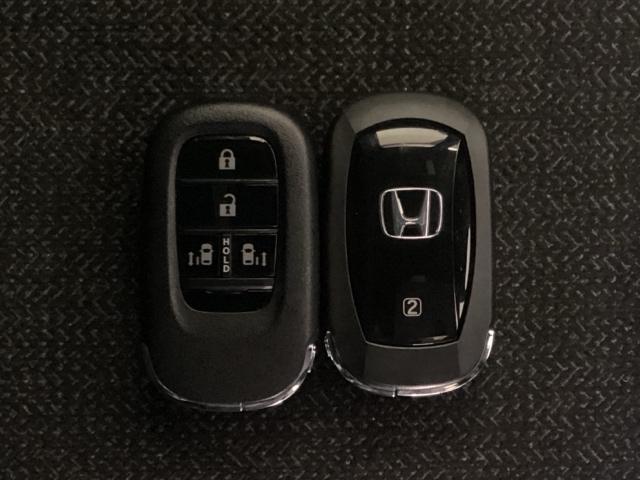 Ｎ－ＢＯＸカスタム ベースグレード　中古スタッドレスタイヤ、純正メモリーナビ、ドライブレコーダー前後装着＋ＥＴＣ付　当社デモカー　Ｗ電動ドア　ＵＳＢ接続　ＣＭＢＳ　Ｄレコ　１オーナー　ベンチシート　オートエアコン　スマートキ　ＬＥＤ（17枚目）