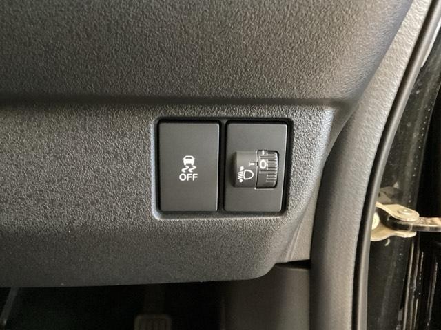 Ｎ－ＢＯＸカスタム ベースグレード　中古スタッドレスタイヤ、純正メモリーナビ、ドライブレコーダー前後装着＋ＥＴＣ付　当社デモカー　Ｗ電動ドア　ＵＳＢ接続　ＣＭＢＳ　Ｄレコ　１オーナー　ベンチシート　オートエアコン　スマートキ　ＬＥＤ（19枚目）