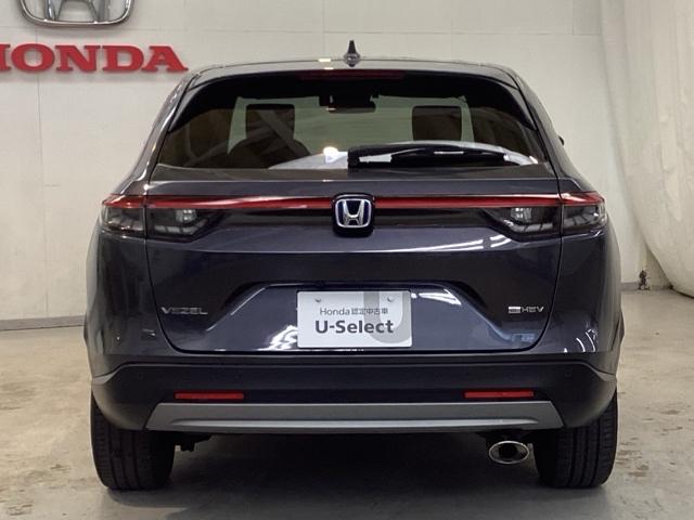 ヴェゼル ｅ：ＨＥＶＸ　光触媒抗菌消臭施工済　ドラレコ　障害物センサー　ナビ　シートヒーター　ＥＴＣ　ソナー　Ｒカメラ　クルコン　エアコン　シ－トヒ－タ－　スマキー　ＶＳＡ　ＬＥＤライト　ＤＶＤ　エアバッグ　ＡＢＳ　４ＷＤ車（4枚目）