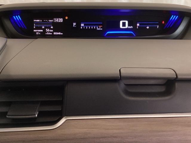 フリード＋ Ｇ・ホンダセンシング　いまコレ＋新品・フロアカーペットマット付　光触媒抗菌消臭施工済　衝突軽減Ｂ　ＤＶＤ可　両側電動ドア　Ｂモニター　ＥＣＯＮ　シートヒータ　ＬＥＤヘッドランプ　ドラレコ　４ＷＤ　オートクルーズコントロール（12枚目）