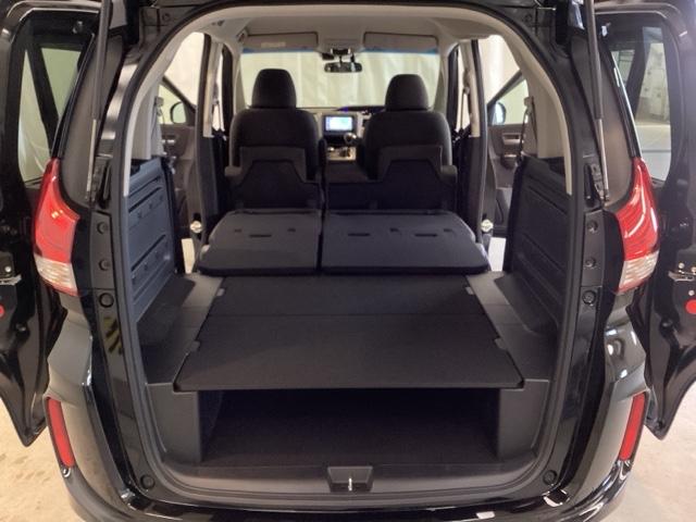 フリード＋ Ｇ・ホンダセンシング　いまコレ＋新品・フロアカーペットマット付　光触媒抗菌消臭施工済　衝突軽減Ｂ　ＤＶＤ可　両側電動ドア　Ｂモニター　ＥＣＯＮ　シートヒータ　ＬＥＤヘッドランプ　ドラレコ　４ＷＤ　オートクルーズコントロール（24枚目）