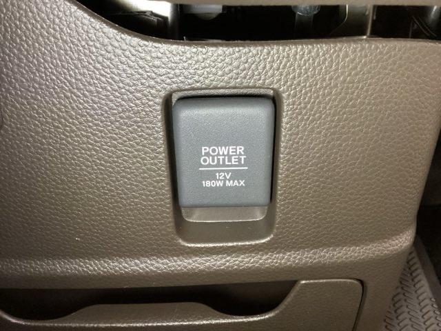 N-BOX L いまコレ+新品・フロアカーペットマット付 光触媒抗菌消臭施工済 前席シートヒーター CMBS Bカメラ ナビTV LEDヘッドライト パーキングセンサー クルコン ベンチシート オートエアコン 4WD(21枚目)