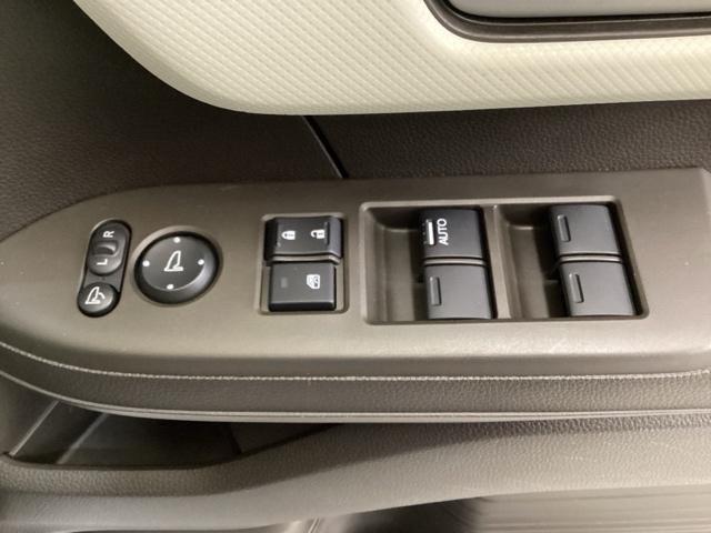 N-BOX L いまコレ+新品・フロアカーペットマット付 光触媒抗菌消臭施工済 前席シートヒーター CMBS Bカメラ ナビTV LEDヘッドライト パーキングセンサー クルコン ベンチシート オートエアコン 4WD(23枚目)