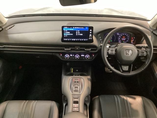 ＺＲ－Ｖ ｅ：ＨＥＶＺ　光触媒抗菌消臭施工済　障害物センサー　全周囲カメラ　ナビ　シートヒーター　ＥＴＣ　電動リアゲート　Ｐセンサー　レザー　Ｂカメラ　サイドエアバック　パワ－シ－ト　ＬＥＤヘッドライト　ＵＳＢ接続　地デジ（5枚目）