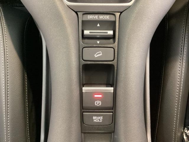 ＺＲ－Ｖ ｅ：ＨＥＶＺ　光触媒抗菌消臭施工済　障害物センサー　全周囲カメラ　ナビ　シートヒーター　ＥＴＣ　電動リアゲート　Ｐセンサー　レザー　Ｂカメラ　サイドエアバック　パワ－シ－ト　ＬＥＤヘッドライト　ＵＳＢ接続　地デジ（10枚目）