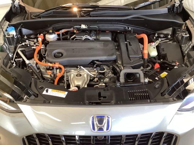 ＺＲ－Ｖ ｅ：ＨＥＶＺ　光触媒抗菌消臭施工済　障害物センサー　全周囲カメラ　ナビ　シートヒーター　ＥＴＣ　電動リアゲート　Ｐセンサー　レザー　Ｂカメラ　サイドエアバック　パワ－シ－ト　ＬＥＤヘッドライト　ＵＳＢ接続　地デジ（27枚目）