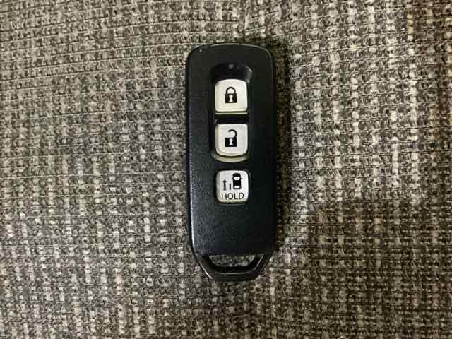 N-BOX G・EXホンダセンシング 光触媒抗菌消臭施工済 ナビ ETC パワーウインドウ 衝突軽減 Bモニ LED エアバッグ キーレススタート スマ-トキ- カーテンエアバッグ オートクルーズコントロール パワステ 盗難防止装置(13枚目)