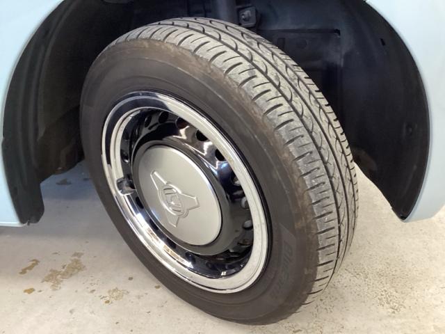 �m�|�n�m�d��p�̏����X�`�[���z�C�[���ɂ́A�������������Ă��p�Z���^�[�L���b�v�𑕒����Ă���܂��B