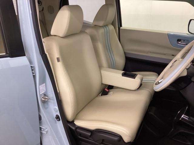 �����ł��^�]�����₷���悤�ɁA�V�[�g�̍��������@�\�i�V�[�g���t�^�[�j�����Ă��܂��B�^�]�ȂƏ���Ȃ̊Ԃ��󂢂Ă���ׁA����ȑ��ւ̈ړ����X���[�Y�ł��B��ʗʂ̑������ł�����ȑ�������~�肪�ł��܂��B