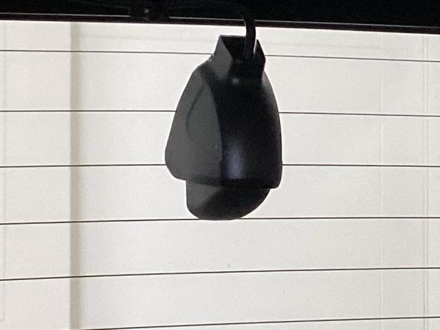 ����ɂ��h���C�u���R�[�_�[�̃J�������t���Ă��܂��B�O�㗼���ł��Ԃ̎�����Ď��E�L�^�������܂��B���g�p���́A�ʓr�r�c�J�[�h���K�v�ɂȂ�܂��B