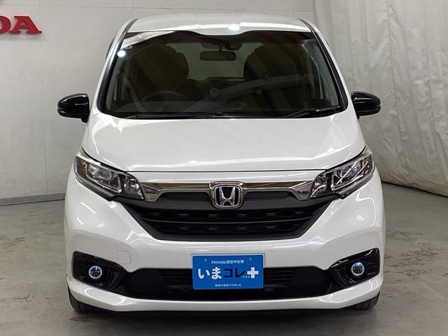 フリードハイブリッド ハイブリッド・Ｇブラックスタイル　いまコレ＋新品・フロアカーペットマット付　光触媒抗菌消臭施工済　ブレーキサポート　左右電動スライドドア　ＵＳＢ　リアカメラ　前席シートヒーター　イモビ　助手席エアバッグ　地デジ　ＶＳＡ　クルコン（4枚目）