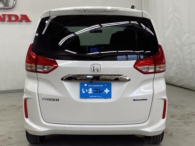 フリードハイブリッド ハイブリッド・Ｇブラックスタイル　いまコレ＋新品・フロアカーペットマット付　光触媒抗菌消臭施工済　ブレーキサポート　左右電動スライドドア　ＵＳＢ　リアカメラ　前席シートヒーター　イモビ　助手席エアバッグ　地デジ　ＶＳＡ　クルコン（6枚目）